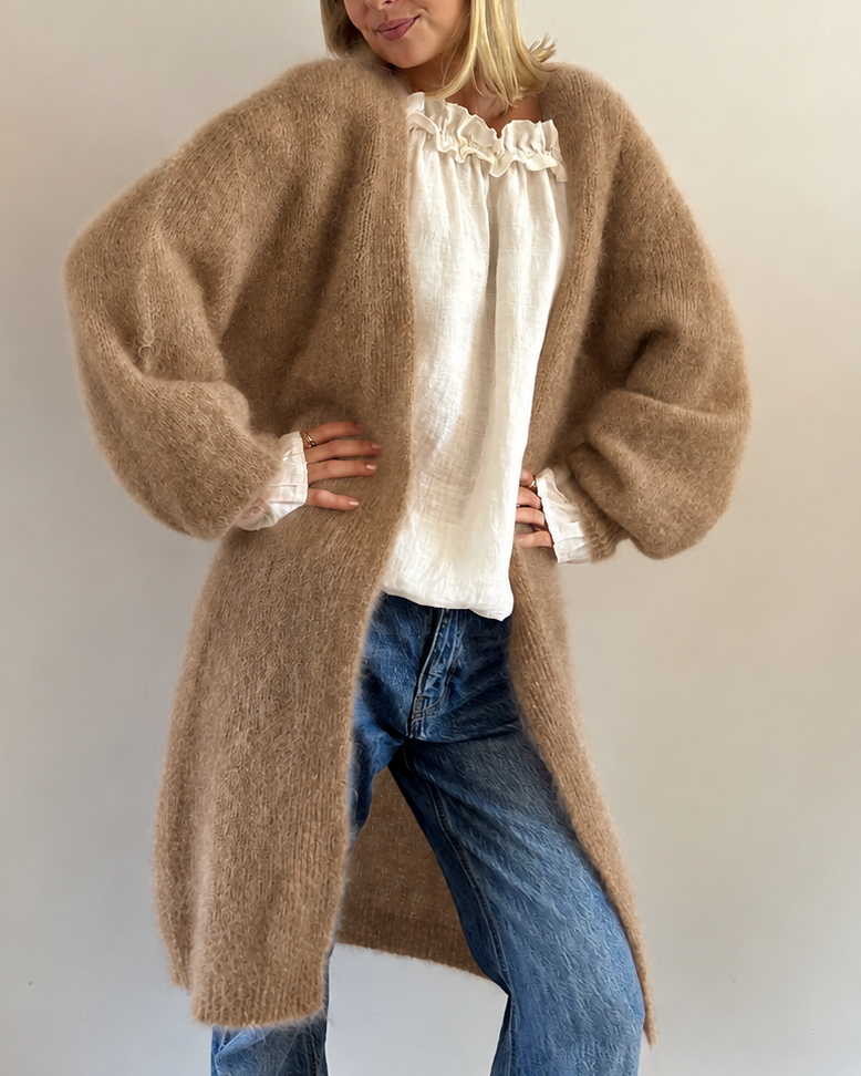 Peura collection nougat värinen Lilja pitkä Kid Mohair neuletakki naisella, pehmeä ja pörröinen pitkä naisten neuletakki.