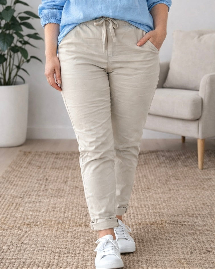 Peura collection vaalea stretch-housu pluskoko