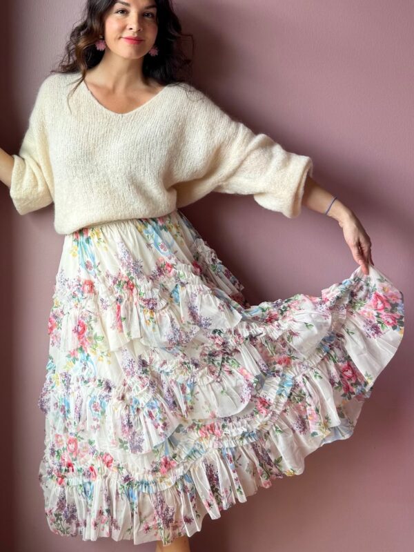 Peura collection flow kukkatyllihame
